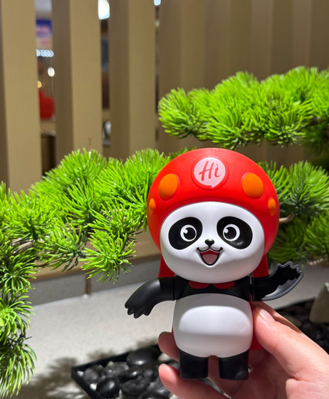 Haidilao toys Xiaolaolao backstroke Xiaolao plays with water and clockwork swimming toys bathing cute panda series
Haidilao toys Xiaolaolao backstroke Xiaolao plays with water and clockwork swimming toys bathing cute panda series