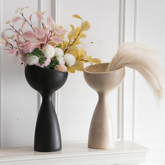 Creative floor-standing high feet, small waist, high-end flower pot, art Nordic design, Phalaenopsis pot, black treasure lotus lamp Creative floor-standing high feet, small waist, high-end flower pot, art Nordic design, Phalaenopsis pot, black treasure lotus lamp