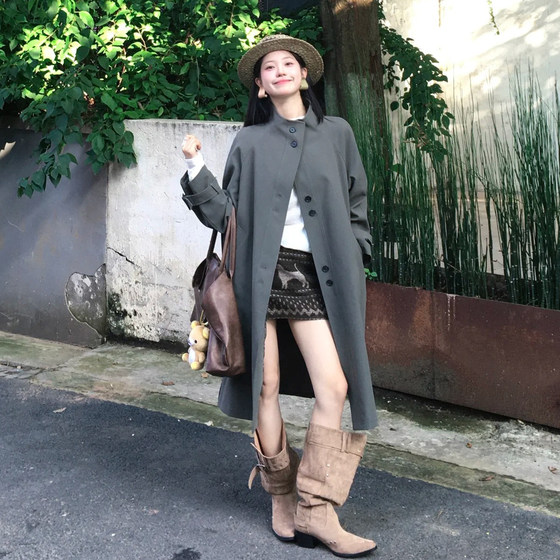 High-end small retro stand collar mid-length windbreaker jacket for women's spring and autumn new Korean loose slim coat
High-end small retro stand collar mid-length windbreaker jacket for women's spring and autumn new Korean loose slim coat