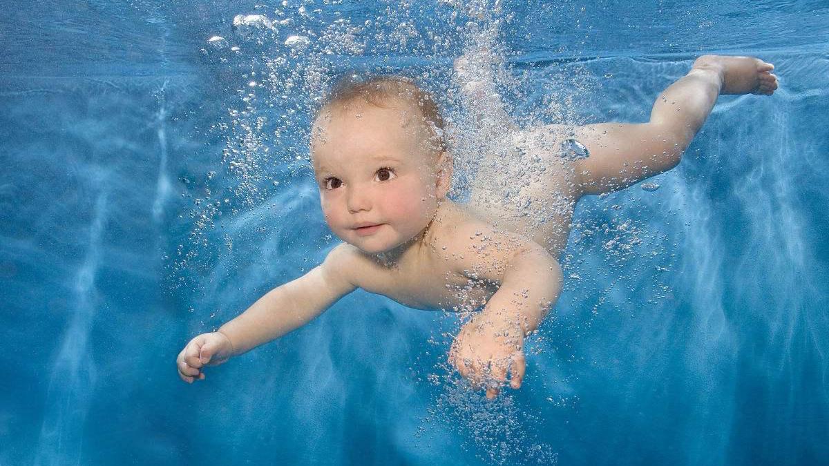 新生宝宝到底该不该游泳？用科学说话