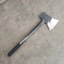 Track Steel Hand-Forged Axe for Home Use, Suitable for Splitting Firewood, Chopping Trees, and Cutting Bones, Multifunctional Track Steel Hand-Forged Axe for Home Use, Suitable for Splitting Firewood, Chopping Trees, and Cutting Bones, Multifunctional