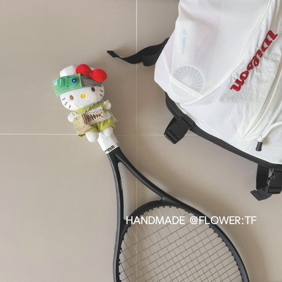 Genuine hellokitty plush doll tennis racket decorative pants cartoon dolls to give best friend creative gifts
Genuine hellokitty plush doll tennis racket decorative pants cartoon dolls to give best friend creative gifts