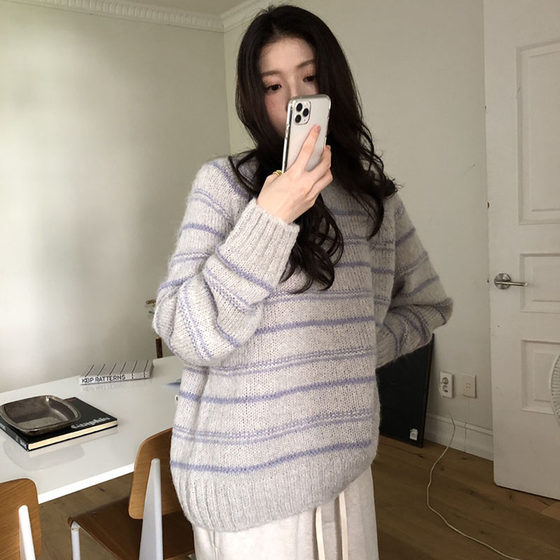 Dongdaemun Korean style soft and glutinous striped loose pullover round neck sweater versatile commuter sweater
Dongdaemun Korean style soft and glutinous striped loose pullover round neck sweater versatile commuter sweater