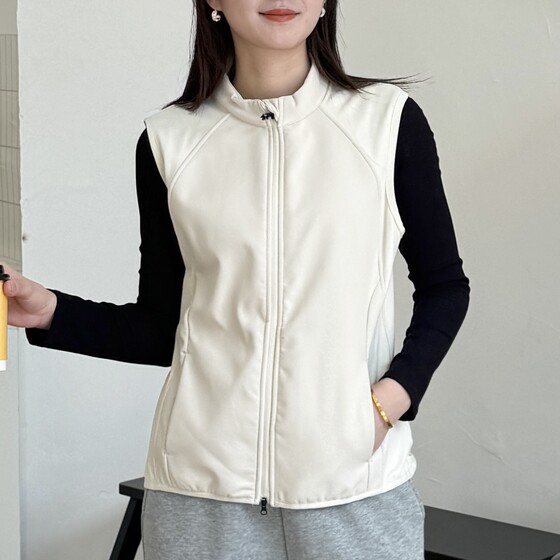 Original ~ Soft shell lightweight ~ Stand collar Autumn fashion sports vest women 2025 new thin coat running waistcoat
Original ~ Soft shell lightweight ~ Stand collar Autumn fashion sports vest women 2025 new thin coat running waistcoat