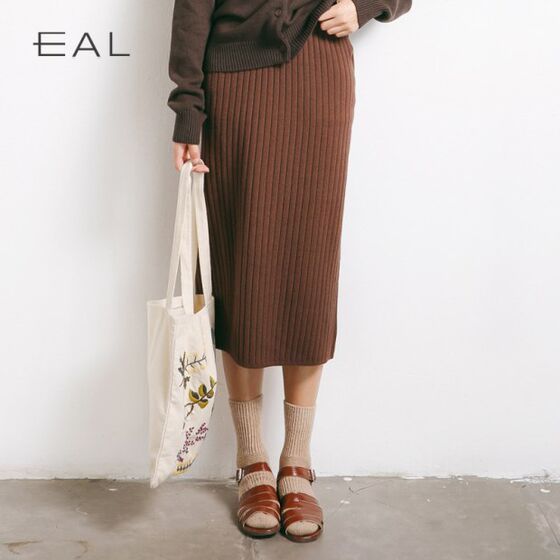 EAL Feather 2025 Spring Elastic Knitted Hip Skirt Skirt High Waist Slim Slim Slit One-Step Skirt M60
EAL Feather 2025 Spring Elastic Knitted Hip Skirt Skirt High Waist Slim Slim Slit One-Step Skirt M60