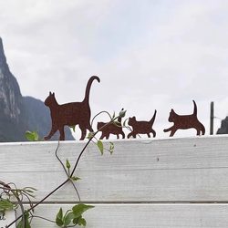 Cat Mother and Child Silhouette Wooden Fence Decoration, Vintage Metal Cat Sculpture, Iron Art Hanging Ornament, Courtyard Wall Decoration Cat Mother and Child Silhouette Wooden Fence Decoration, Vintage Metal Cat Sculpture, Iron Art Hanging Ornament, Courtyard Wall Decoration