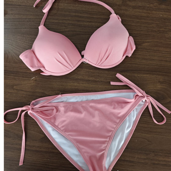 Women's new style rose red bikini triangle steel support gathering small breasts sexy bikini beach vacation swimsuit
Women's new style rose red bikini triangle steel support gathering small breasts sexy bikini beach vacation swimsuit