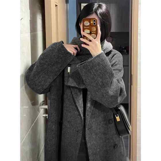 Black and gray double-sided cashmere coat for women mid-length 2024 autumn and winter new Korean high-end loose wool jacket
Black and gray double-sided cashmere coat for women mid-length 2024 autumn and winter new Korean high-end loose wool jacket