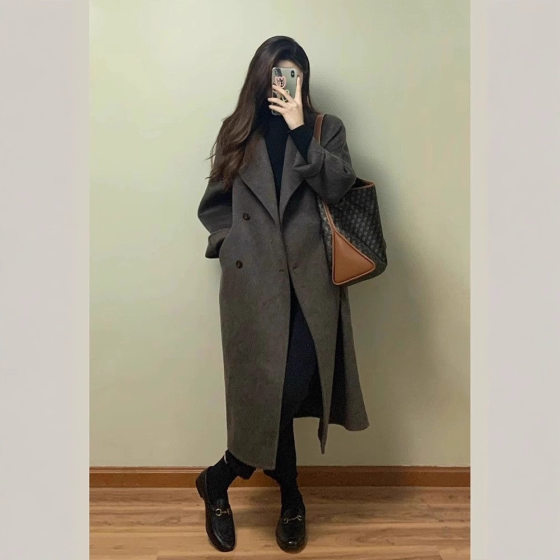 2025 new Maillard outfit wool coat for women in autumn and winter thickened over knee medium length Korean style woolen
2025 new Maillard outfit wool coat for women in autumn and winter thickened over knee medium length Korean style woolen