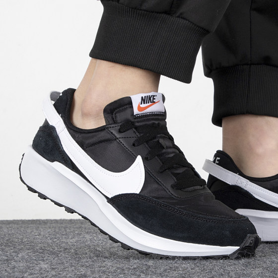Genuine Nike Waffle Shoes NIKE WAFFLE DEBUT Low Top Breathable Sports and Leisure Shoes DH9522
Genuine Nike Waffle Shoes NIKE WAFFLE DEBUT Low Top Breathable Sports and Leisure Shoes DH9522