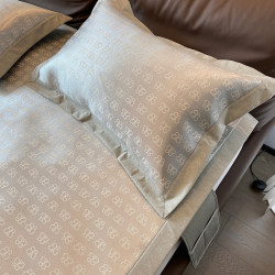 Three-piece set of ice silk mats for high-end A-class babies Three-piece set of ice silk mats for high-end A-class babies