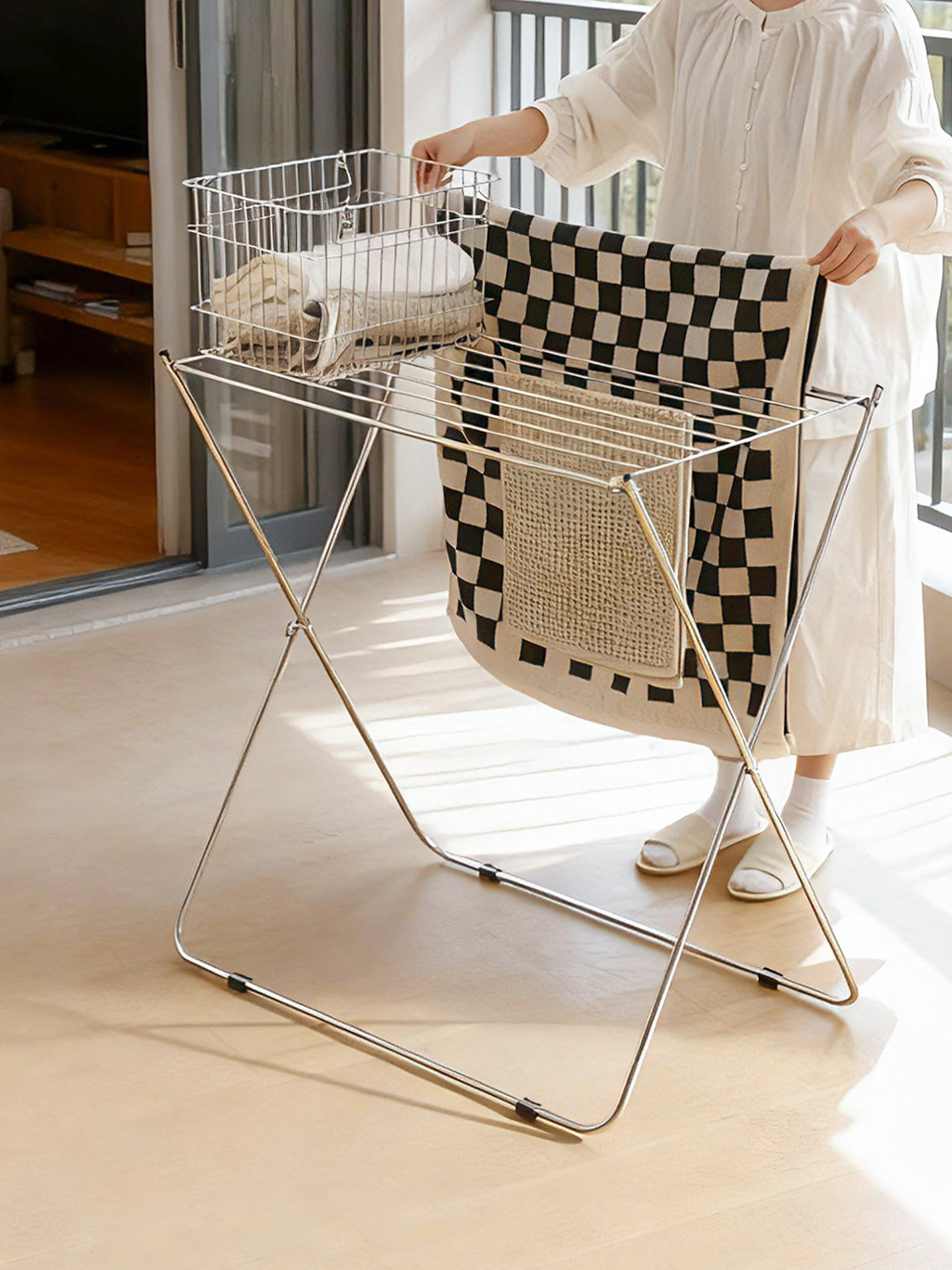 304不锈钢浴巾架落地可折叠阳台晾晒架免打孔毛巾架霜山