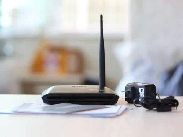 花生壳远程访问路由器_花生壳访问内网服务器_极路由 花生壳内网版插件怎么用