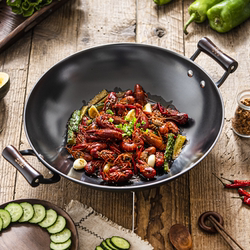 Cast Iron Wok, Truly Uncoated, Multifunctional Traditional Non-Stick Frying Pan, Suitable for Home Use on Gas Stoves Cast Iron Wok, Truly Uncoated, Multifunctional Traditional Non-Stick Frying Pan, Suitable for Home Use on Gas Stoves
