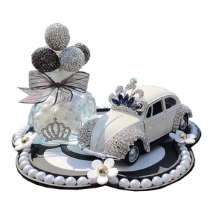 Car aromatherapy seat car alloy crown car diamond inlay car decoration decoration supplies center console instrument table perfume 
Car aromatherapy seat car alloy crown car diamond inlay car decoration decoration supplies center console instrument table perfume