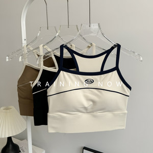 Sports bra women summer integrated fitness sexy beautiful back yoga suit shock-proof gathering running thin shoulder strap vest 
Sports bra women summer integrated fitness sexy beautiful back yoga suit shock-proof gathering running thin shoulder strap vest