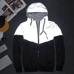 Spring and Autumn Style Youth Sports Hooded Reflective Jacket for Night Walking, Outdoor Fashion Windproof Jacket, Cycling Clothing with Bright Reflective Elements Spring and Autumn Style Youth Sports Hooded Reflective Jacket for Night Walking, Outdoor Fashion Windproof Jacket, Cycling Clothing with Bright Reflective Elements