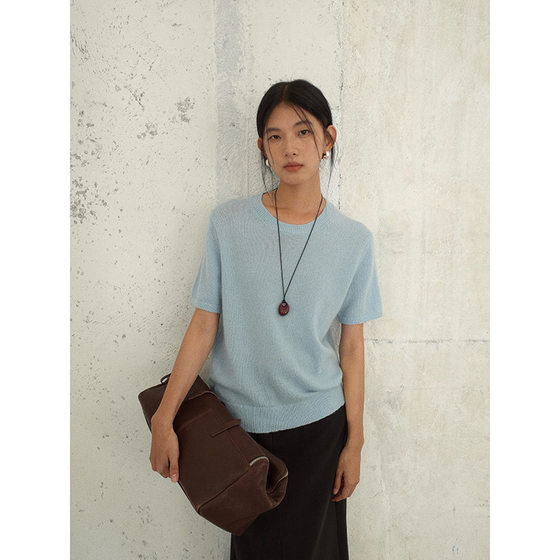 MMC DITON short-sleeved sweater for women thirteen lines autumn new Korean slim base high-end wool sweater
MMC DITON short-sleeved sweater for women thirteen lines autumn new Korean slim base high-end wool sweater