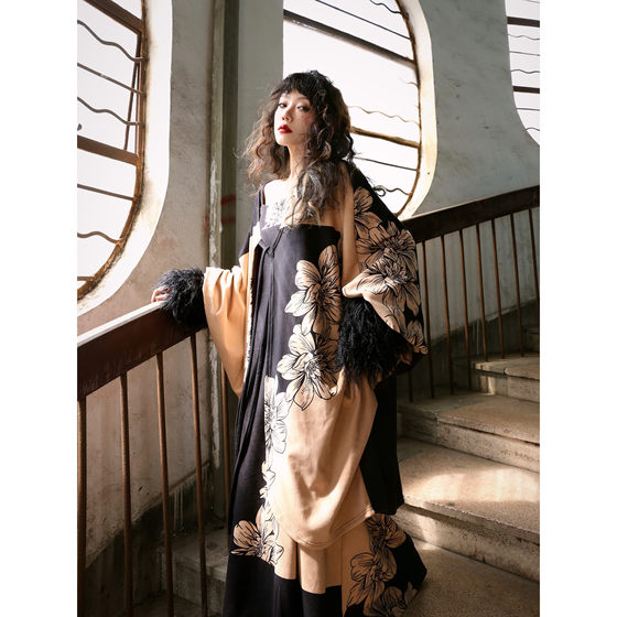 Pan Xiyu Yishen Girl's New Chinese Style Black High-end Medium-length Fur Jacket Retro Zen Warm Coat
Pan Xiyu Yishen Girl's New Chinese Style Black High-end Medium-length Fur Jacket Retro Zen Warm Coat