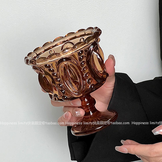 Creative niche design amber goblet high-looking women's crystal embossed dessert cup ins air cold drink cup
Creative niche design amber goblet high-looking women's crystal embossed dessert cup ins air cold drink cup
