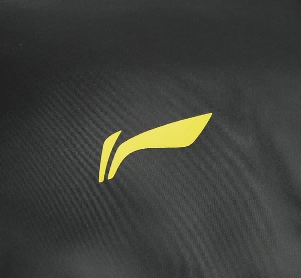 Спортивный пуховик Lining AYMG071-1-2 Спортивный пуховик Lining AYMG071-1-2