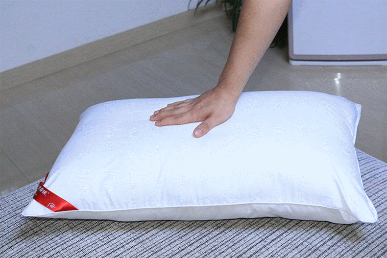 枕头 790_527 gif 动态图 动图