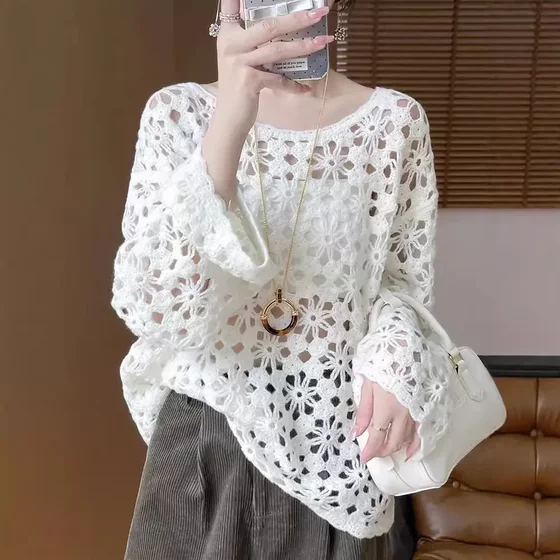 Early autumn hooked flowers hollow solid color V-neck lazy style soft glutinous sheep knitted top pullover hoodie lazy and thin
Early autumn hooked flowers hollow solid color V-neck lazy style soft glutinous sheep knitted top pullover hoodie lazy and thin