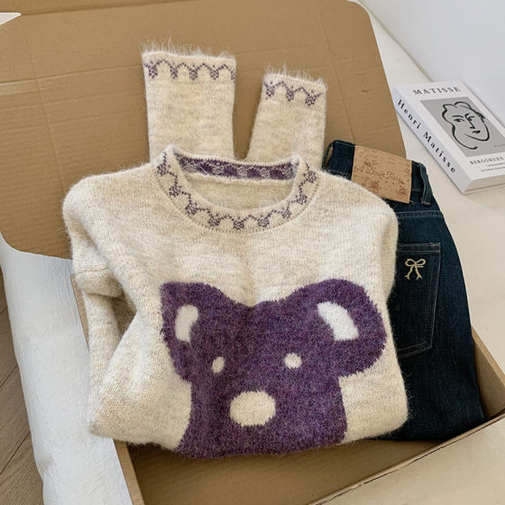 Apricot cartoon bear round neck pullover long-sleeved sweater for women 2025 autumn and winter new high-end soft and glutinous knitted top 
Apricot cartoon bear round neck pullover long-sleeved sweater for women 2025 autumn and winter new high-end soft and glutinous knitted top