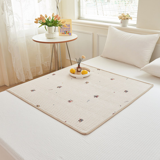 Class A full cotton waterproof, washable, menstruation, menstruation, and bed, aunt mattress, four seasons, universal student dormitory small mattress
Class A full cotton waterproof, washable, menstruation, menstruation, and bed, aunt mattress, four seasons, universal student dormitory small mattress