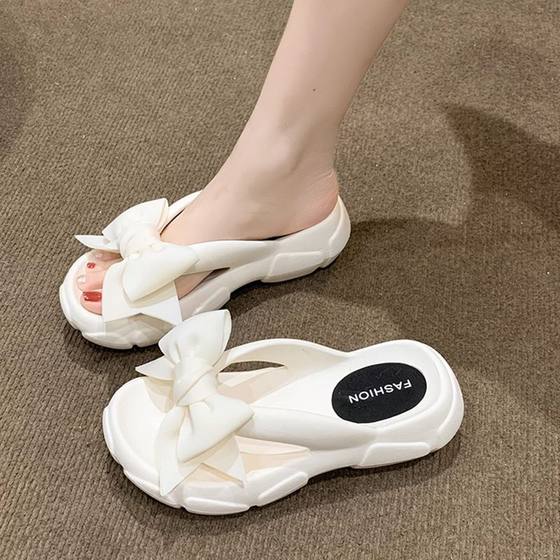 Big bow slippers for couples wearing 2025 new thick sole silent non-slip high-end flip flops home flops
Big bow slippers for couples wearing 2025 new thick sole silent non-slip high-end flip flops home flops