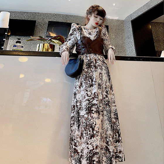 Lonely broken code clearance leakage! French floral temperament dress new waist waist is thin retro long skirt
Lonely broken code clearance leakage! French floral temperament dress new waist waist is thin retro long skirt