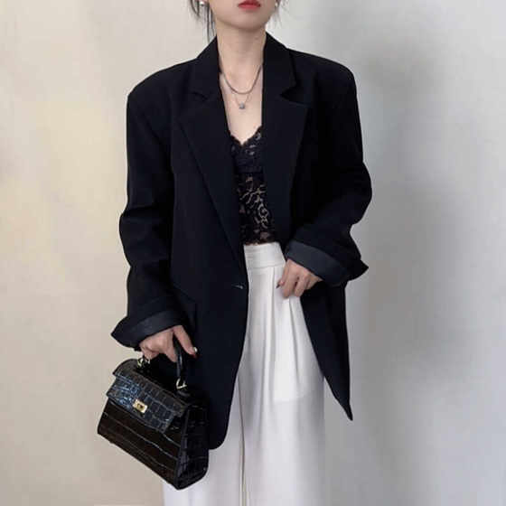 Loose suit jacket for women 2025 spring and autumn high-end fashion and versatile casual temperament design silhouette suit
Loose suit jacket for women 2025 spring and autumn high-end fashion and versatile casual temperament design silhouette suit