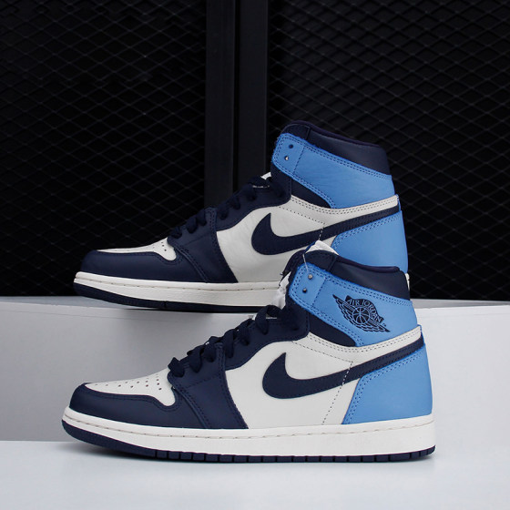 Nike genuine Air Jordan 1 Retro High OG men's high-top shoes 555088-140
Nike genuine Air Jordan 1 Retro High OG men's high-top shoes 555088-140