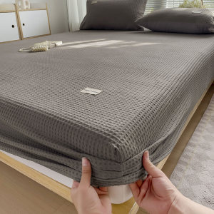 Class A waffle wash cotton bed cover three-piece set single-piece bed cover Simmons mattress cover protective cover anti-slip sheet 
Class A waffle wash cotton bed cover three-piece set single-piece bed cover Simmons mattress cover protective cover anti-slip sheet