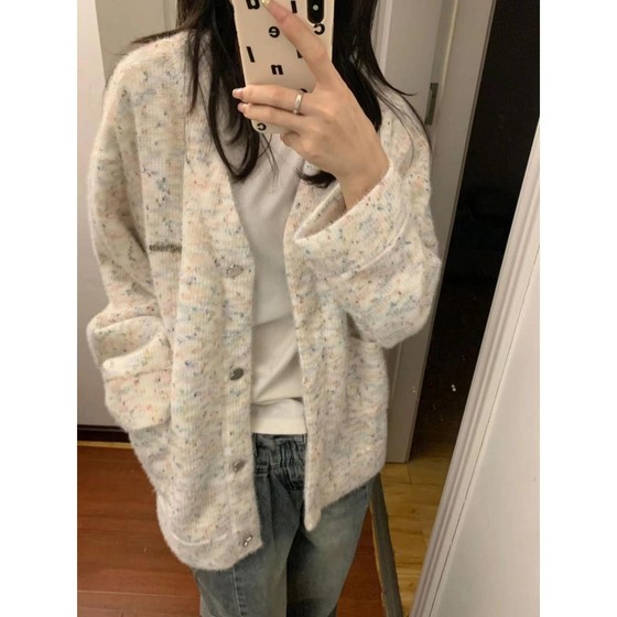 Korean style lazy style design colorful dotted yarn V-neck knitted cardigan for women in autumn and winter versatile loose long-sleeved sweater jacket
Korean style lazy style design colorful dotted yarn V-neck knitted cardigan for women in autumn and winter versatile loose long-sleeved sweater jacket