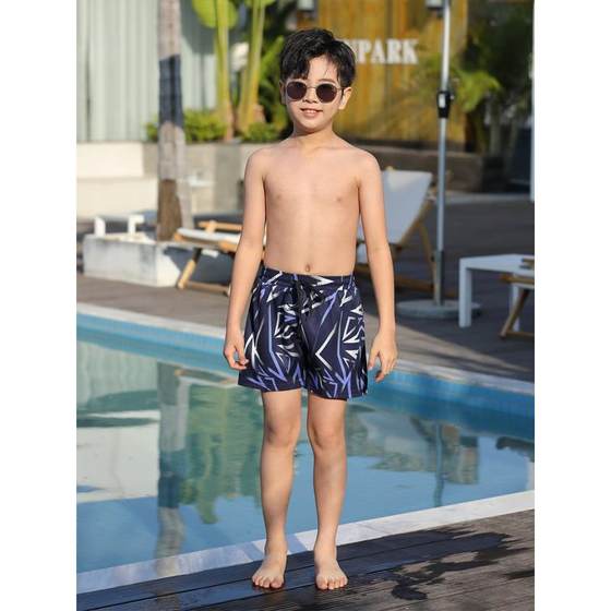 20 new swimming trunks children's swimming trunks boys loose small, medium and large children's swimsuit boys professional quick dry summer
20 new swimming trunks children's swimming trunks boys loose small, medium and large children's swimsuit boys professional quick dry summer