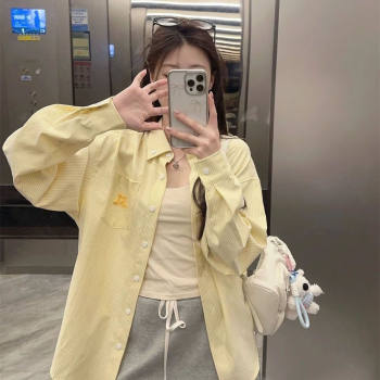 Dog embroidered striped long-sleeved yellow shirt jacket for women early spring and autumn layered design loose casual shirt 
Dog embroidered striped long-sleeved yellow shirt jacket for women early spring and autumn layered design loose casual shirt