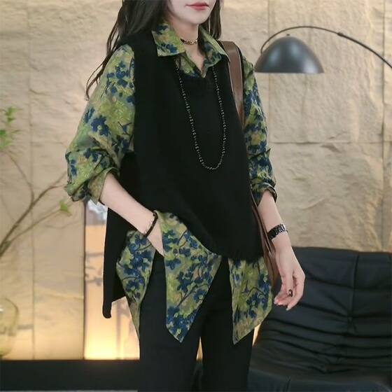 Korean dressing suit spring new fashion printed shirt blouse women's casual and fashionable knitted vest two-piece set
Korean dressing suit spring new fashion printed shirt blouse women's casual and fashionable knitted vest two-piece set