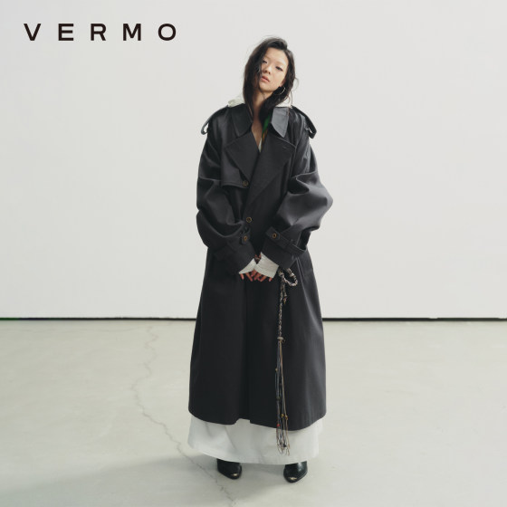 VERMO three-dimensional cut and stylish hand-woven beaded belt retro classic long windbreaker jacket
VERMO three-dimensional cut and stylish hand-woven beaded belt retro classic long windbreaker jacket