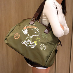 Japanese trendy brand cartoon Snoopy puppy extra large capacity storage bag portable crossbody travel bag for long distance travel Japanese trendy brand cartoon Snoopy puppy extra large capacity storage bag portable crossbody travel bag for long distance travel