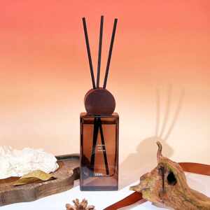Wansheng hotel aromatherapy fire-free indoor atmosphere essential oil bedroom room bathroom household air freshener 
Wansheng hotel aromatherapy fire-free indoor atmosphere essential oil bedroom room bathroom household air freshener