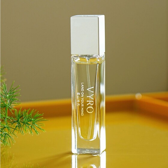 vyro perfume billionaire Roushan lichen mermaid forest white and angelica vanilla sofa authentic trial fragrance sample
vyro perfume billionaire Roushan lichen mermaid forest white and angelica vanilla sofa authentic trial fragrance sample