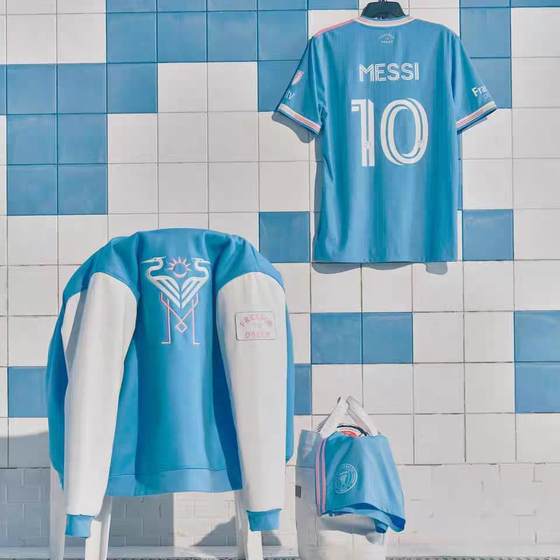 2526 Miami International jersey second away game Messi No. 10 player version Suarez short-sleeved football uniform
2526 Miami International jersey second away game Messi No. 10 player version Suarez short-sleeved football uniform