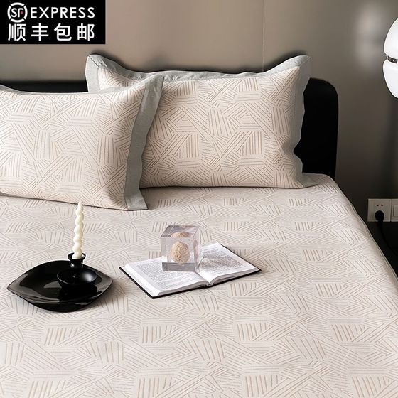Class A antibacterial summer d ice silk mat three-piece set 2024 new summer bed cover air conditioning mat machine-washable mat
Class A antibacterial summer d ice silk mat three-piece set 2024 new summer bed cover air conditioning mat machine-washable mat
