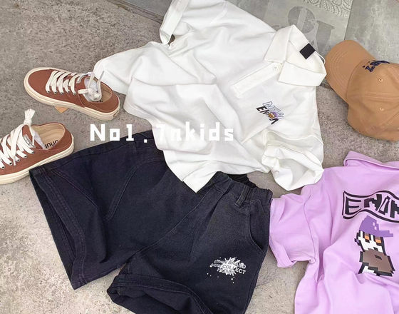 Korean children's clothing boys' pixel POLO shirt with gradient five-point jeans 2025 summer clothing girls are elegant and trendy
Korean children's clothing boys' pixel POLO shirt with gradient five-point jeans 2025 summer clothing girls are elegant and trendy