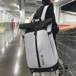 New badminton bag backpack for men and women sports folding waterproof wear-resistant large capacity tennis racket travel backpack 
New badminton bag backpack for men and women sports folding waterproof wear-resistant large capacity tennis racket travel backpack