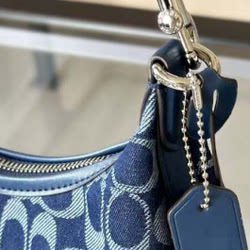 3-5 days hair, flush with eyes closed, J series shoulder bag with chain DF006 3-5 days hair, flush with eyes closed, J series shoulder bag with chain DF006