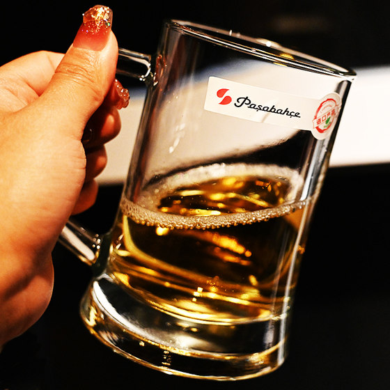Türkiye imported thickened glass belt handle wheat craft beer mug big beer mug commercial tea cup
Türkiye imported thickened glass belt handle wheat craft beer mug big beer mug commercial tea cup