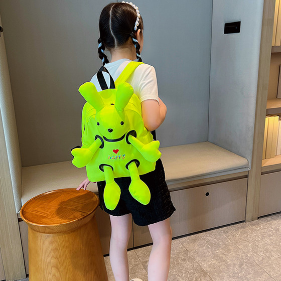 Sweet and cool rabbit cartoon backpack for women 2025 new children's primary school student fashion travel oxford cloth school bag backpack 
Sweet and cool rabbit cartoon backpack for women 2025 new children's primary school student fashion travel oxford cloth school bag backpack