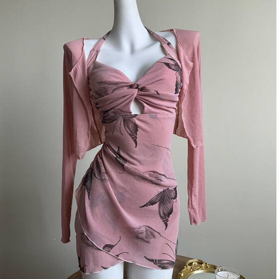 2025 summer new swimsuit split three-piece long-sleeved shirt body covering belly beach vacation swimsuit 4097
2025 summer new swimsuit split three-piece long-sleeved shirt body covering belly beach vacation swimsuit 4097